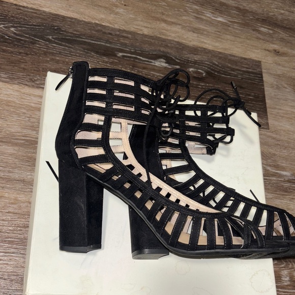 Franco Sarto Black and Tan Strappy Sandals - Picture 6 of 15